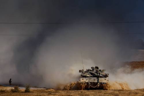 Tregua a Gaza, Israele si ritira. Spazio per i negoziati al Cairo