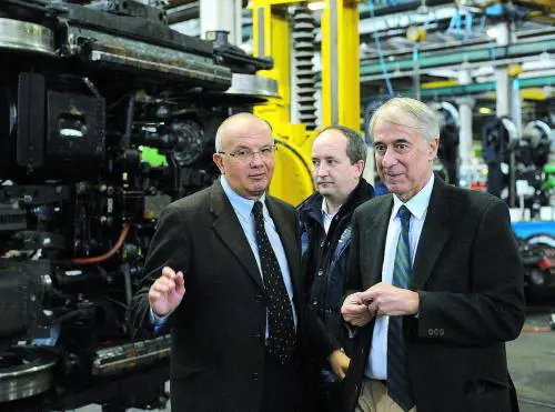 L'ira dell'incontenibile Rota taglia portavoce e segretarie