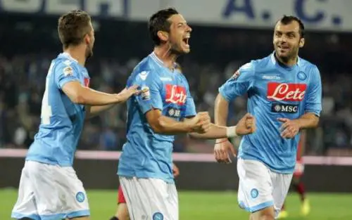Dzemaili, match-winner di Napoli-Barcellona