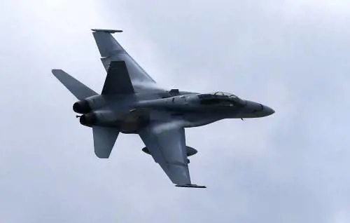 Us Navy senza fondi: due terzi dei caccia lasciati a terra