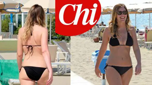 Le donne del premier al mare