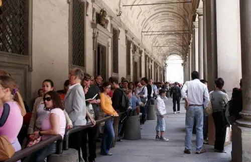 Non ci sono soldi per i custodi E gli Uffizi rimangono chiusi