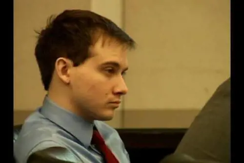 Uccide l'amico, poi chiede a Siri dove nascondere il corpo