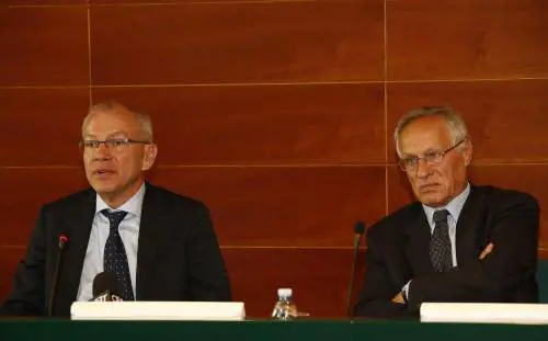 Profumo nel mirino della Fondazione