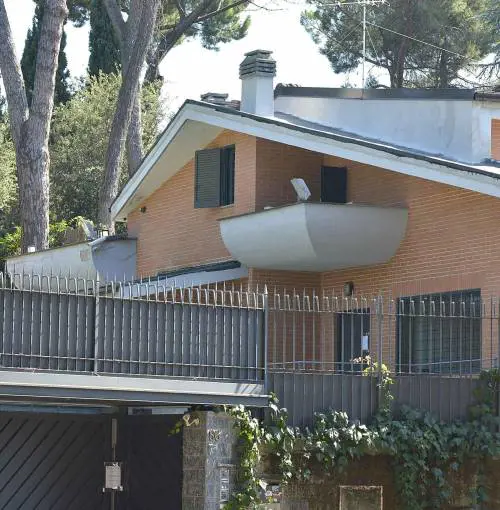 Sconvolto il proprietario di casa: "Mai avrei immaginato"