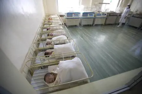 Adottata, il Tribunale le permette di conoscere la madre naturale