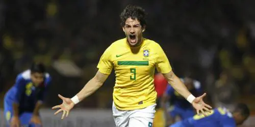Per Pato in maglia verdeoro 27 presenze e 10 reti