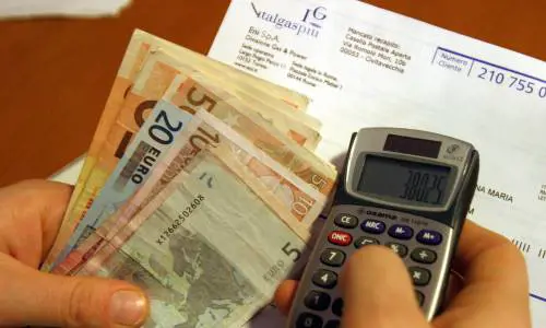 Se aumenta le tasse lo Stato fa autogol