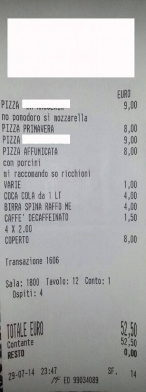 Scontrino omofobo, licenziato il cameriere