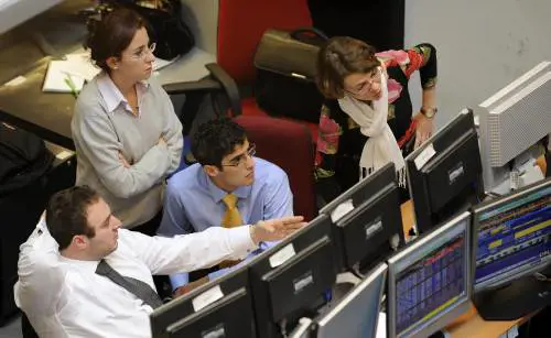 I Btp rendono meno dei bond inglesi