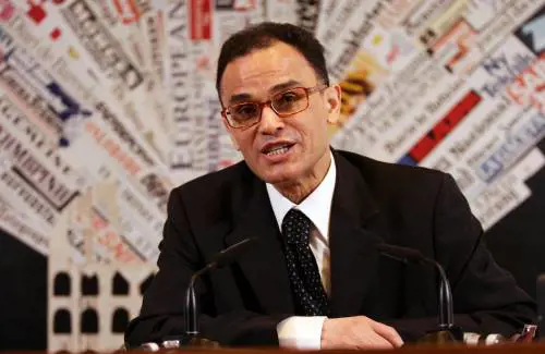 Magdi Allam ancora nel mirino degli islamici: "Mi piacerebbe sgozzarti"