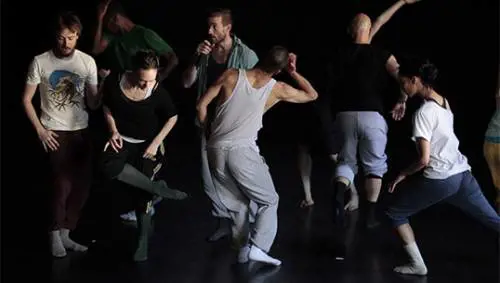 Oriente Occidente, danza "Corpo a corpo" contro i conflitti nel mondo