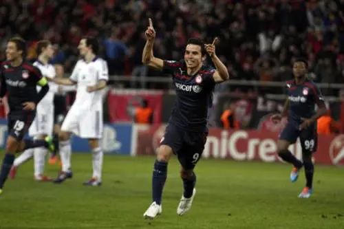 Per Saviola in carriera 5 scudetti ( 2 in Argentina, uno in Spagna, Portogallo e Grecia) ed una Coppa Uefa