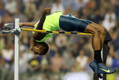 Barshim e i salti vertigine Sei cavallette oltre i 2,40 per battere Sotomayor