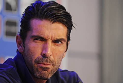 Buffon manda un sms a Balo: "I giovani sì, solo se meritano"