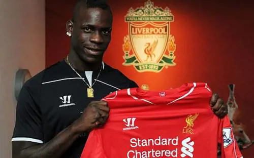 Effetto Balotelli a Liverpool, quasi 1000 maglie con il suo nome vendute in un giorno