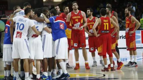 La delusione dei padroni di casa al termine del match contro la Francia