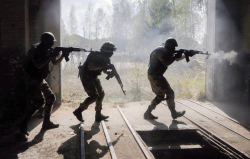 Kiev denuncia: "4mila soldati russi al confine"