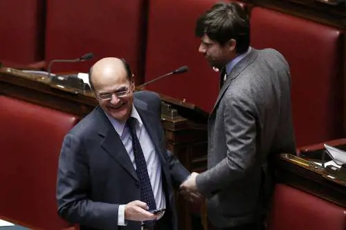 La minoranza del Pd boccia l'asse Renzi-Cav: "No ai capilista bloccati"