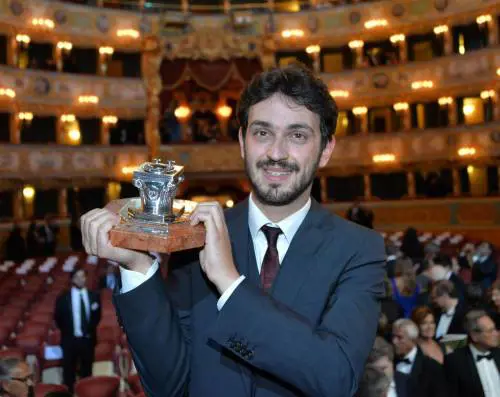 "Né scrittore né intellettuale. Sono solo uno che scrive"