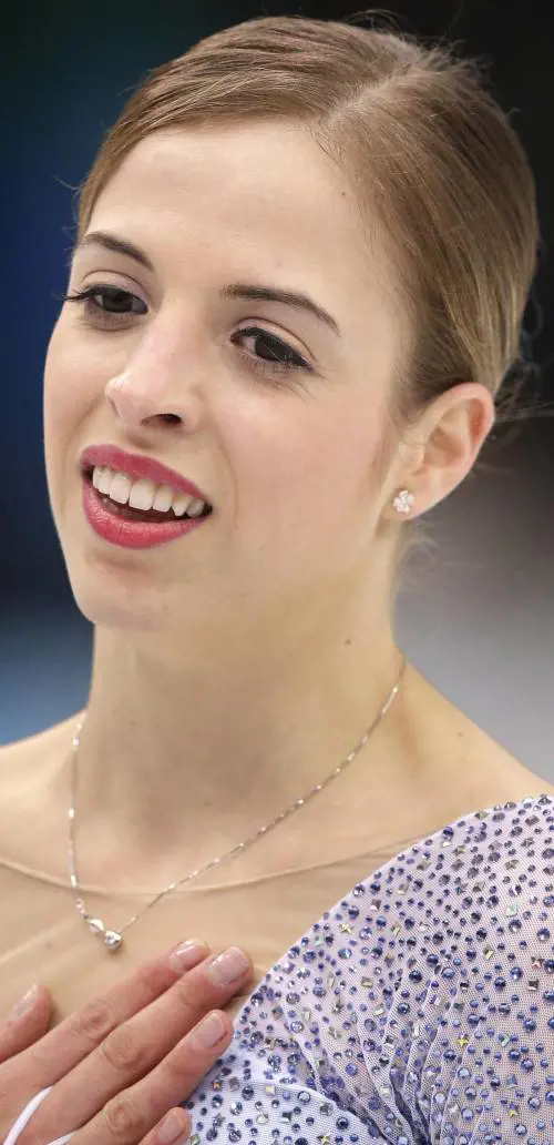 Il silenzio come complicità: Carolina nei guai