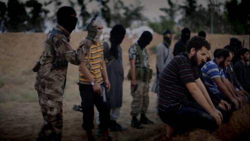Isis, l'ultimo orrore: reclute sodomizzate dai leader dei terroristi?