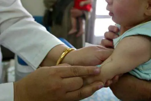 Epatite acuta nei bambini, come riconoscere i sintomi