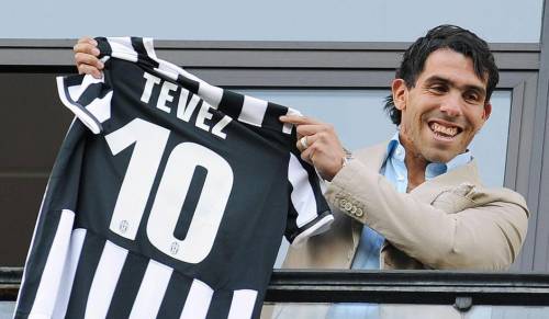 All'arrivo di Tevez polemiche in merito all'assegnazione del 10 all'Argentino. Alzi la mano chi se ne ricorda ancora?