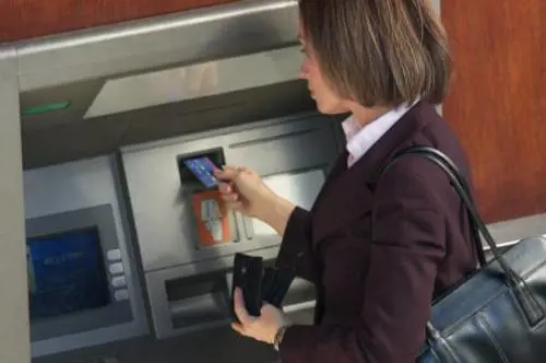 Lo squalo pentito rivela come non farsi fregare dalle banche