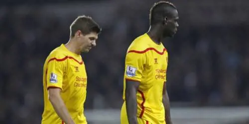 la delusione di Gerrard e Balotelli dopo la sconfitta con il West Ham