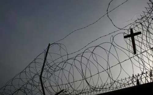 Comunismo e jihadismo: due volti dello stesso orrore anticristiano