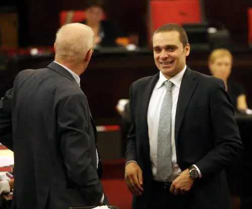 Matrimoni gay, Pisapia pronto al sì