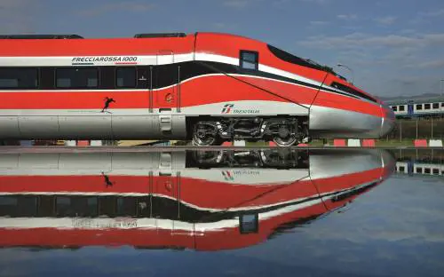Terrorismo: adesso basta un computer per far deragliare un treno