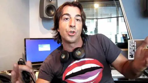 Terremoto a Radio 105: chiude lo Zoo