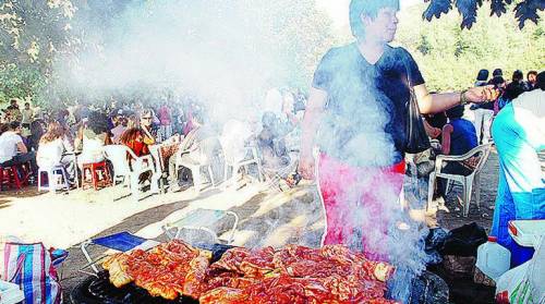 Un quartiere prigioniero delle feste al parco