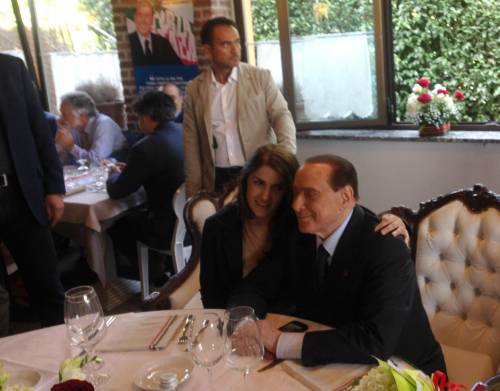 Berlusconi: opposizione a Renzi ma sul lavoro saremo coerenti