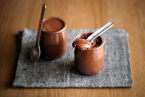 Mousse al cioccolato facile: con soli due ingredienti!