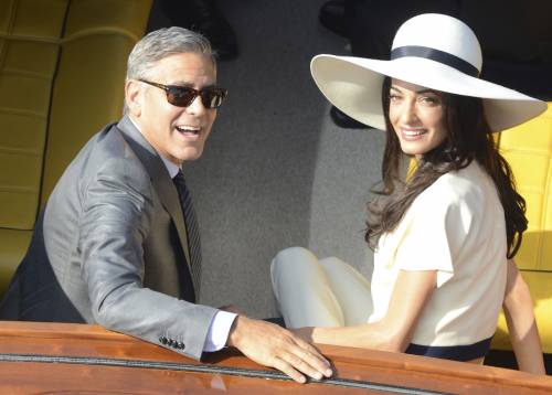 "La coppia Clooney-Alamuddin pronta ad adottare un bambino"
