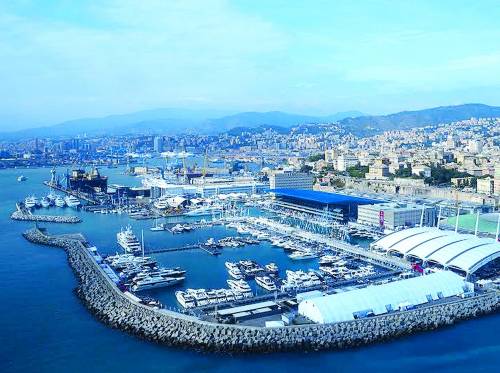 Schiaffo al Salone La Nuova Darsena  solo per un anno