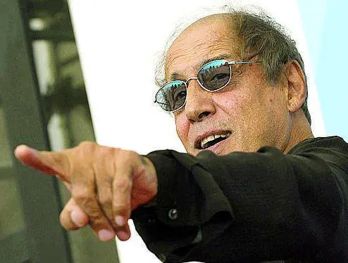 Celentano si appella al Colle: «Conceda la grazia a Corona»