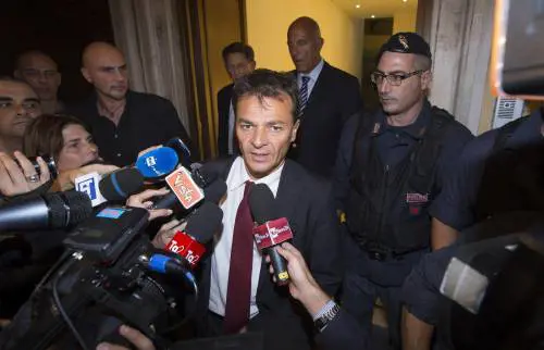 Fassina avverte Renzi: "Nel Pd scissione silenziosa" 
