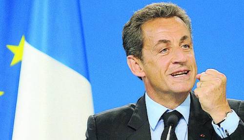 Nuova squadra e niente fasti Sarkozy torna sulla scena