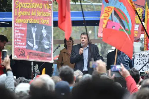 Lavoro, la minaccia di Landini: "Siamo pronti a occupare le fabbriche"