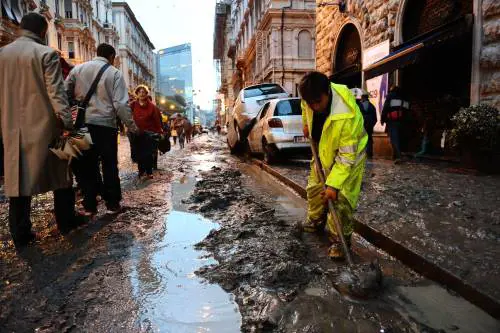 La beffa: il governo fa pagare le tasse pure agli alluvionati