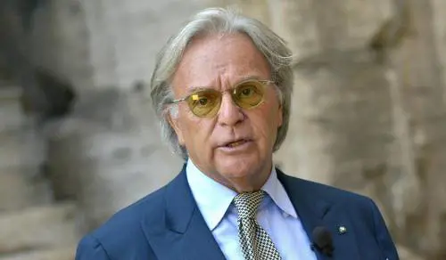 Della Valle bastona Renzi: "Vuole tutto il potere"