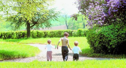 Il prof che ha inventato l'isola verde dei bambini