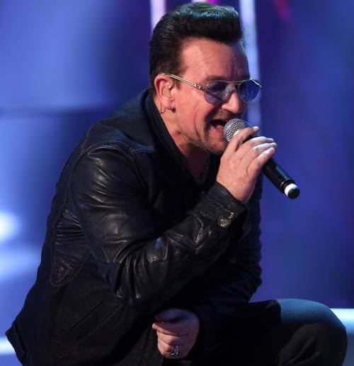Bono chiede scusa ai fan per l'album targato Apple