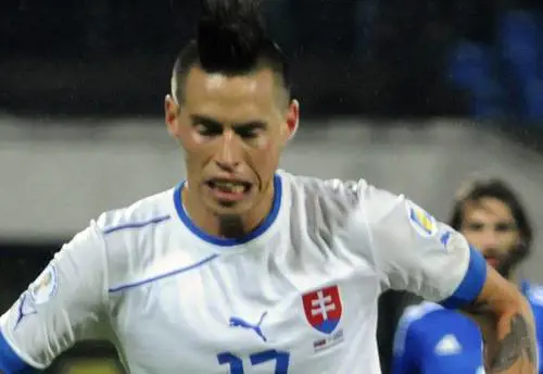 Tre doppiette per i napoletani Medel e Vidal, reti in Sudamerica