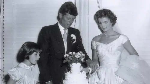 All'asta negativi in b/n del matrimonio di Kennedy