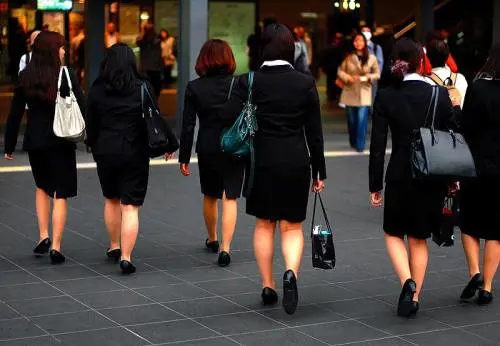 "Niente sesso, ho un lavoro": le 40enni giapponesi preferiscono la carriera